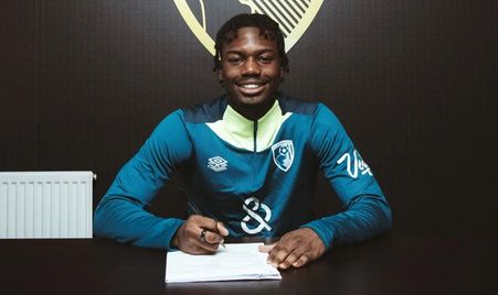 展带来了光 展带来了光