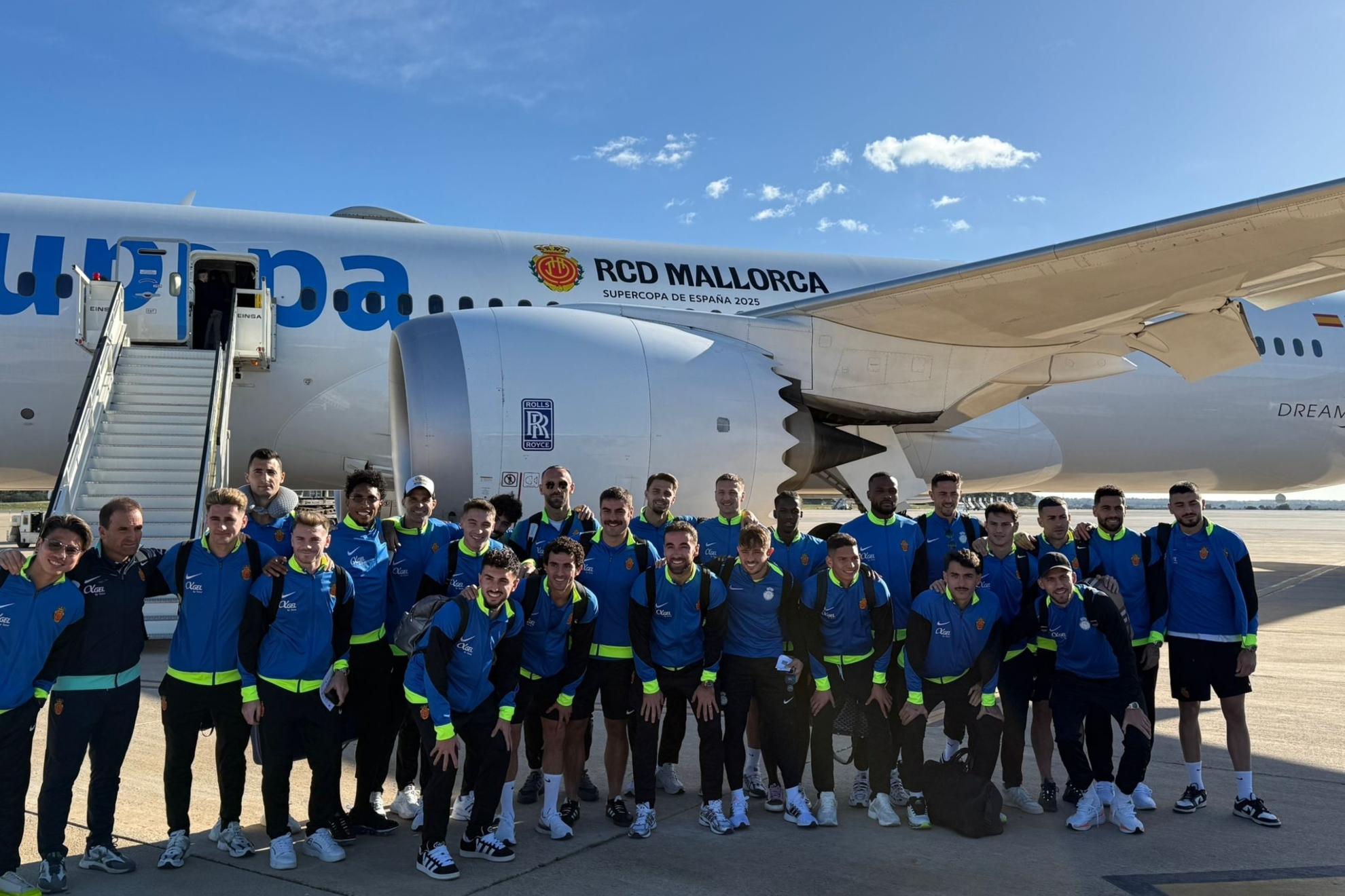 假摔在恩比 假摔在恩比